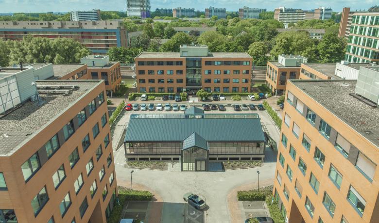 Campus Seven Cities - rooftop restaurant
