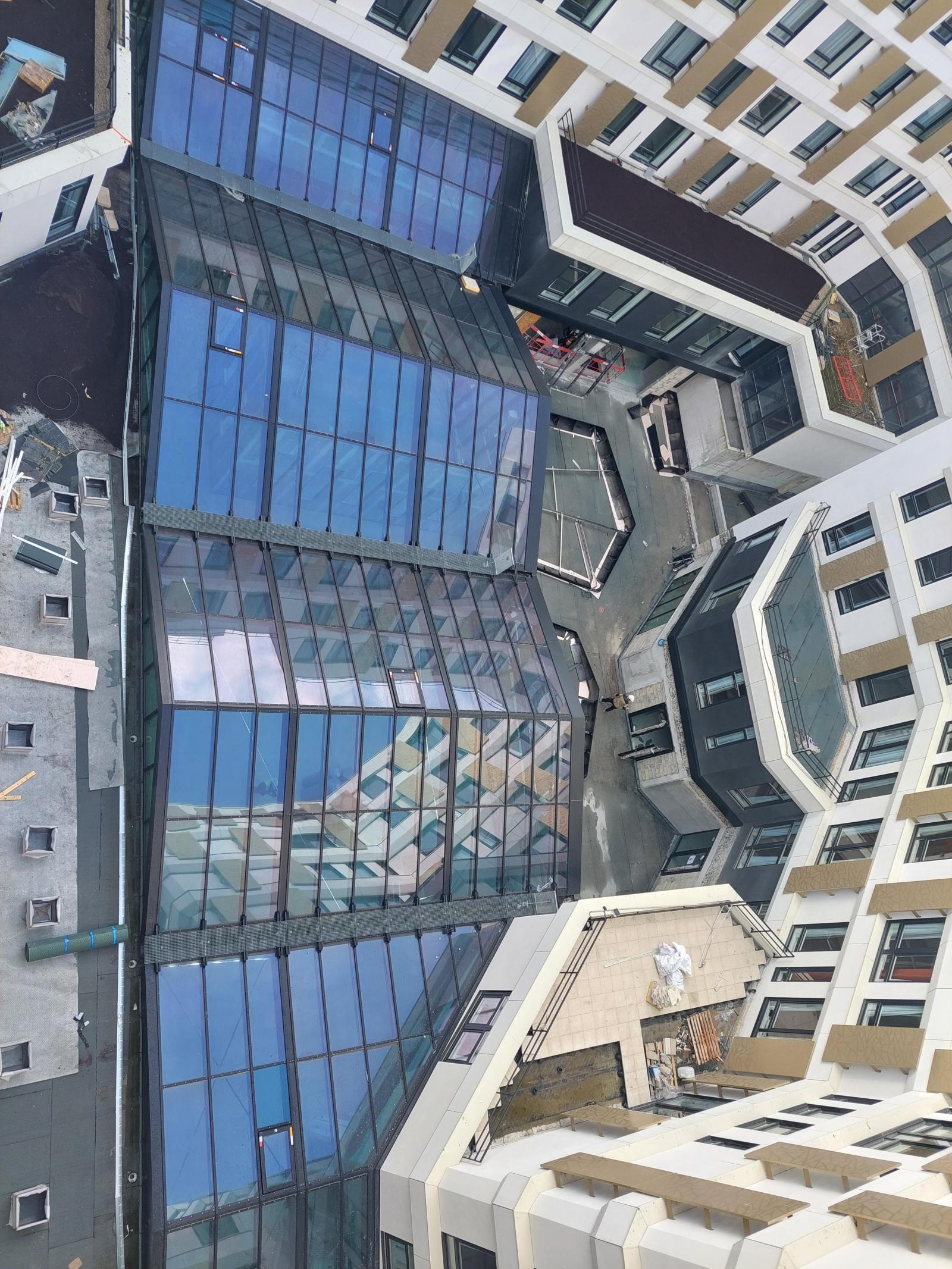 Rooflight patio & restaurant - CIRN Nanterre